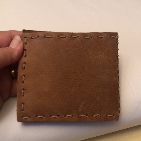 Tribu Handmade Leather Wallet - Picture 6 of 7